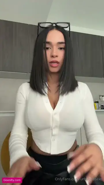 Lela Sohna - Vidéo Nue Fuitée 22