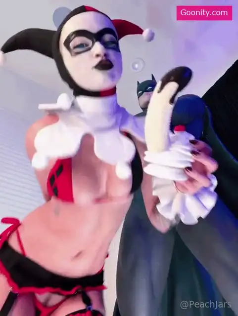 PeachJars Sucking A Dildo In Cosplay Nude OnlyFans Video
