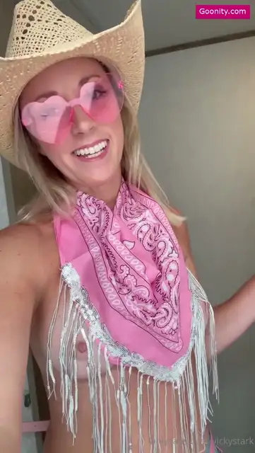 Vicky Stark video 6