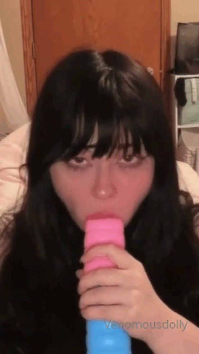 venomous dolly 🖤 video 5