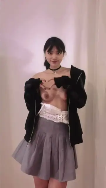 June Liu SpicyGum video 4