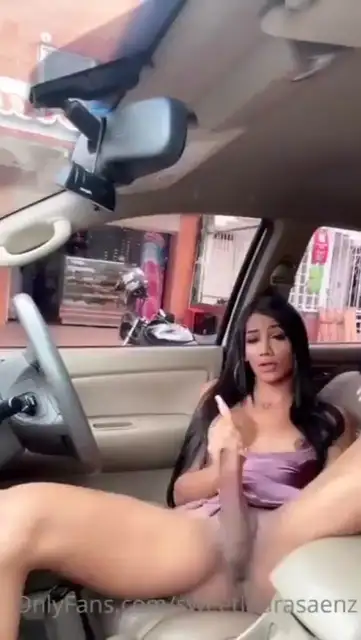 Laura Saenz video 5