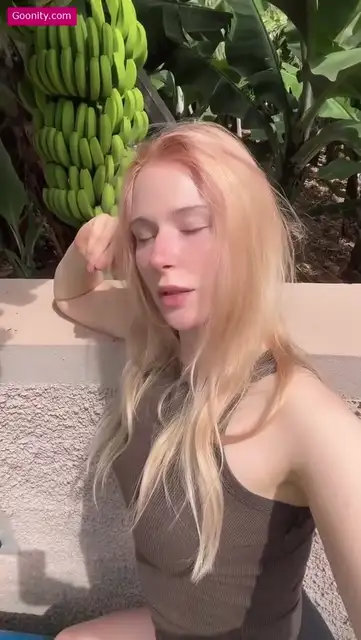 Nika Beiar - Vidéo Nue Fuitée 2