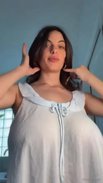 Mama Alexa video 1