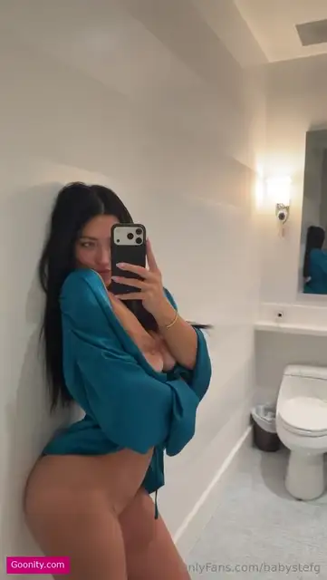 Stefanie Knight - ヌード流出動画 5