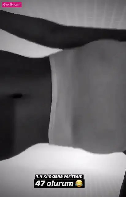 Merve Taşkın Bare Ass In Tight White Leggings Nude OnlyFans Video