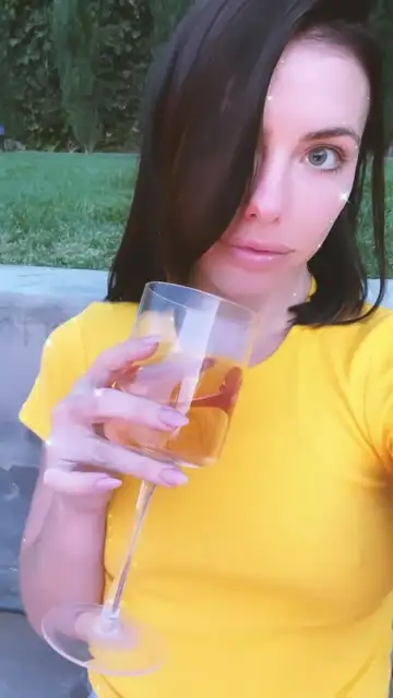 Adriana Chechik video 9