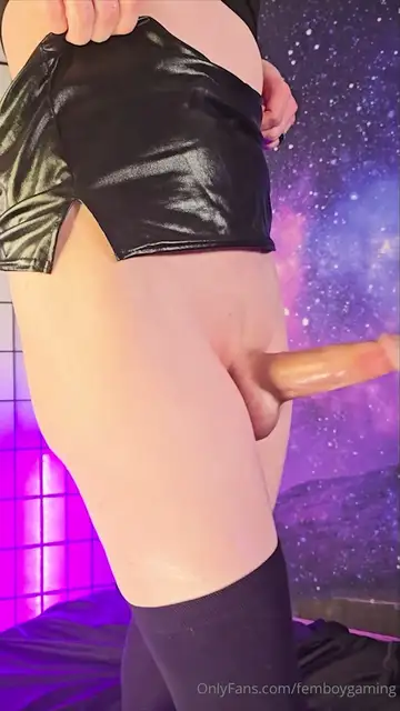 Femboy_Gaming video 7