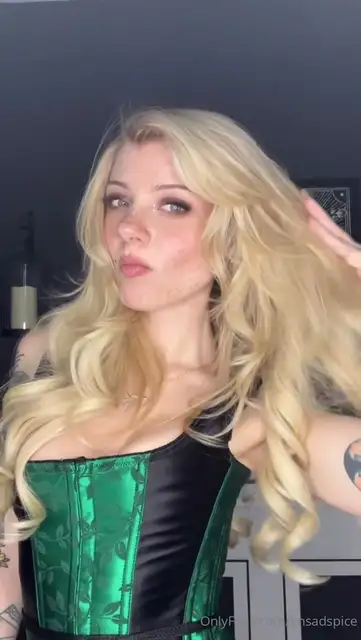 Liz♡ video 5
