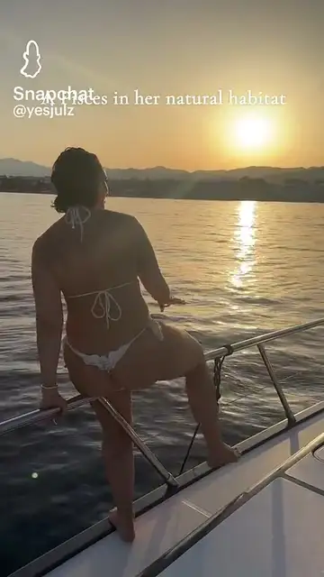 Yesjulz video 9