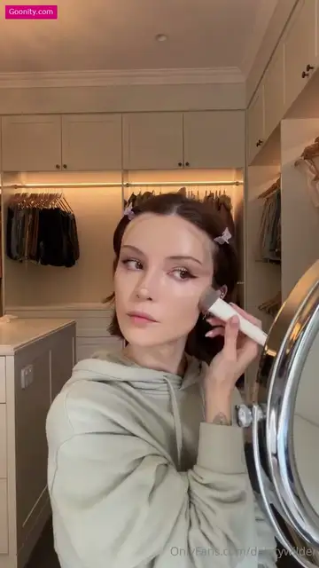 Dainty Wilder Applying Makeup In Her Bedroom Mirror Nude OnlyFans Video