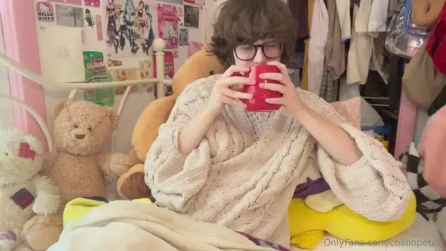 CoelloPetite video 7