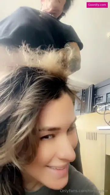 Brittany Furlan - Nackt Geleaktes Video 4