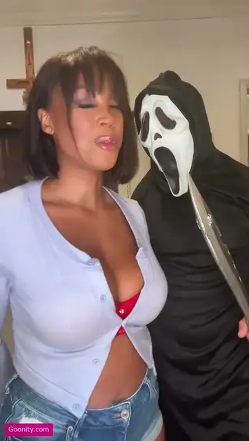 August Skye video 2